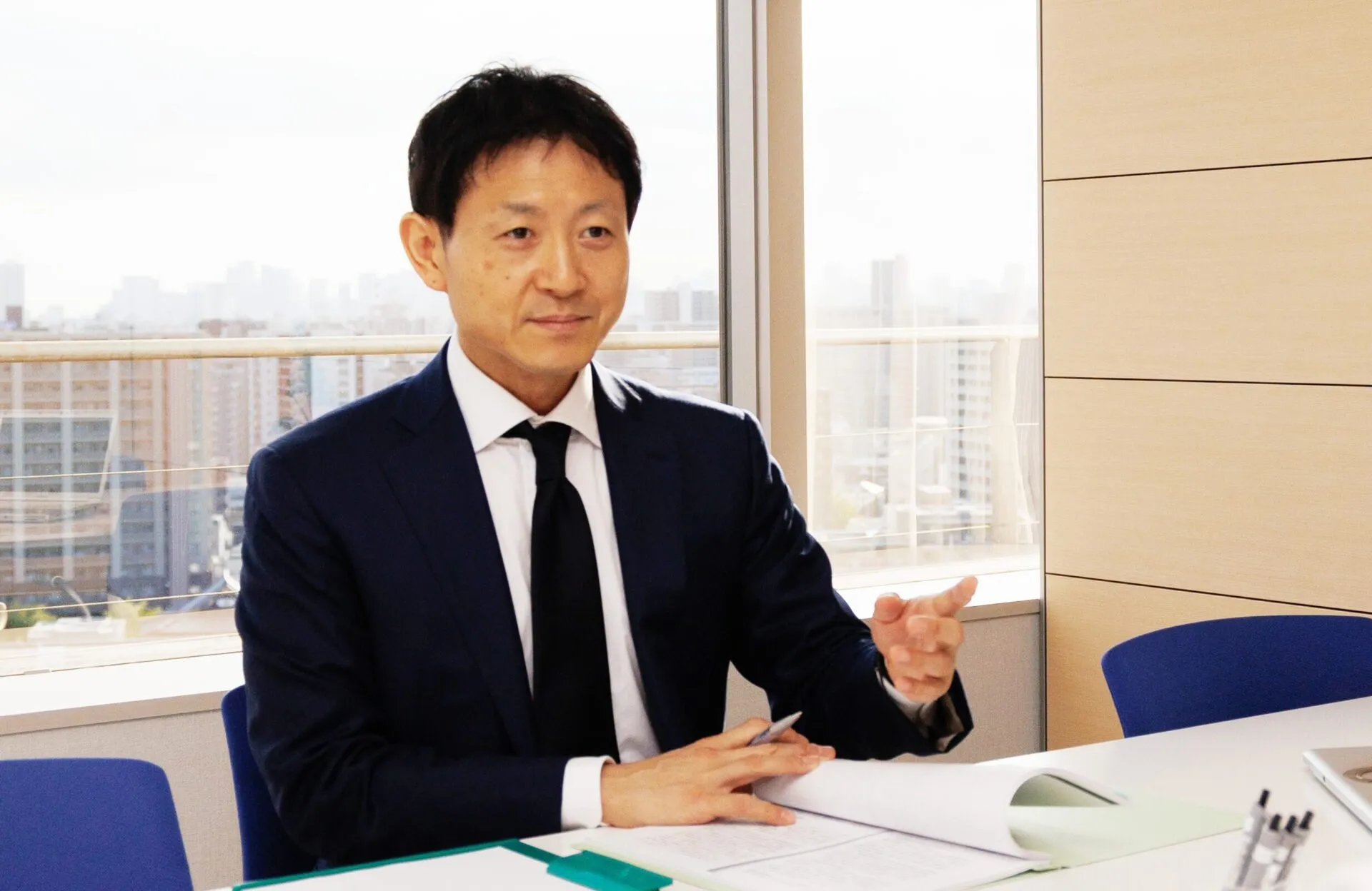 所長弁護士 渡辺秀行